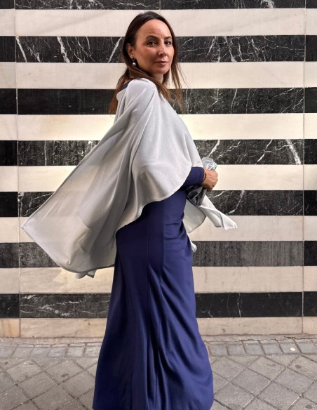 Capa fina plata con brillo para invitada para fiesta