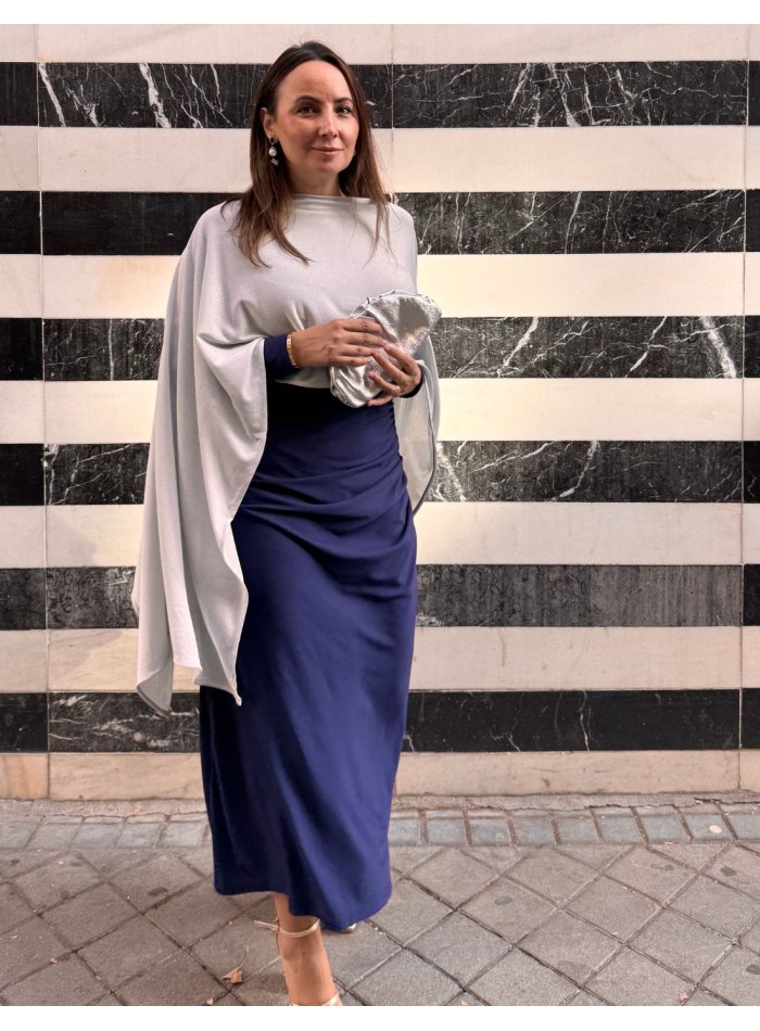 Silver glitter guest cape