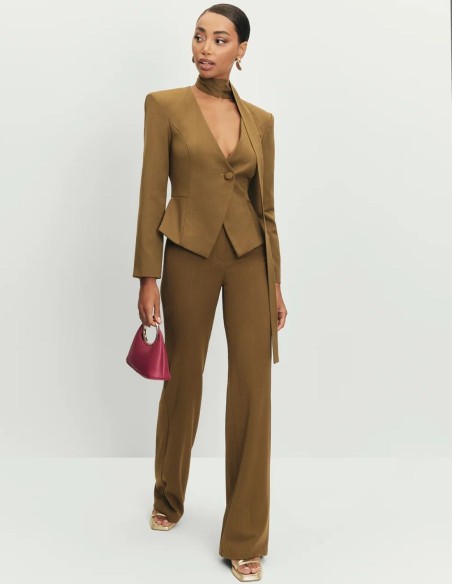 Pantalón verde de talle alto y pernera ancha