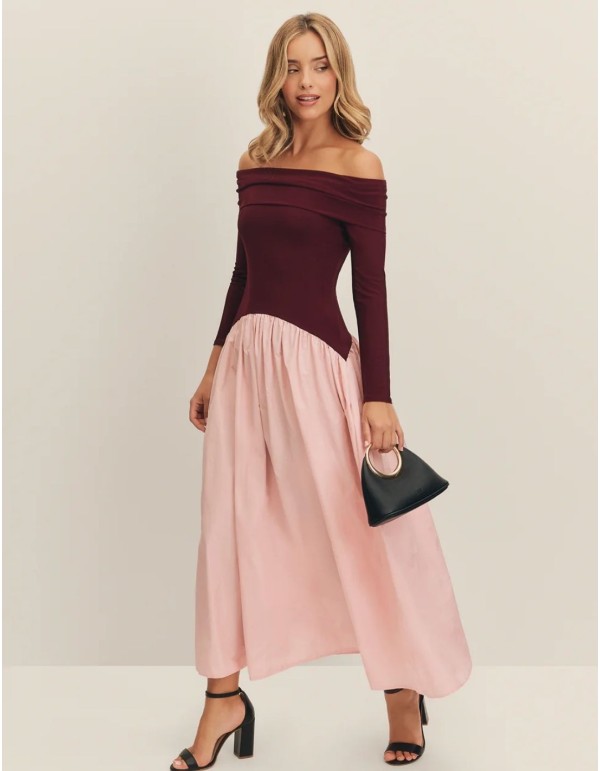 Robe de soirée midi aubergine et rose avec encolure bardot