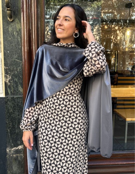 Short grey velvet guest cape