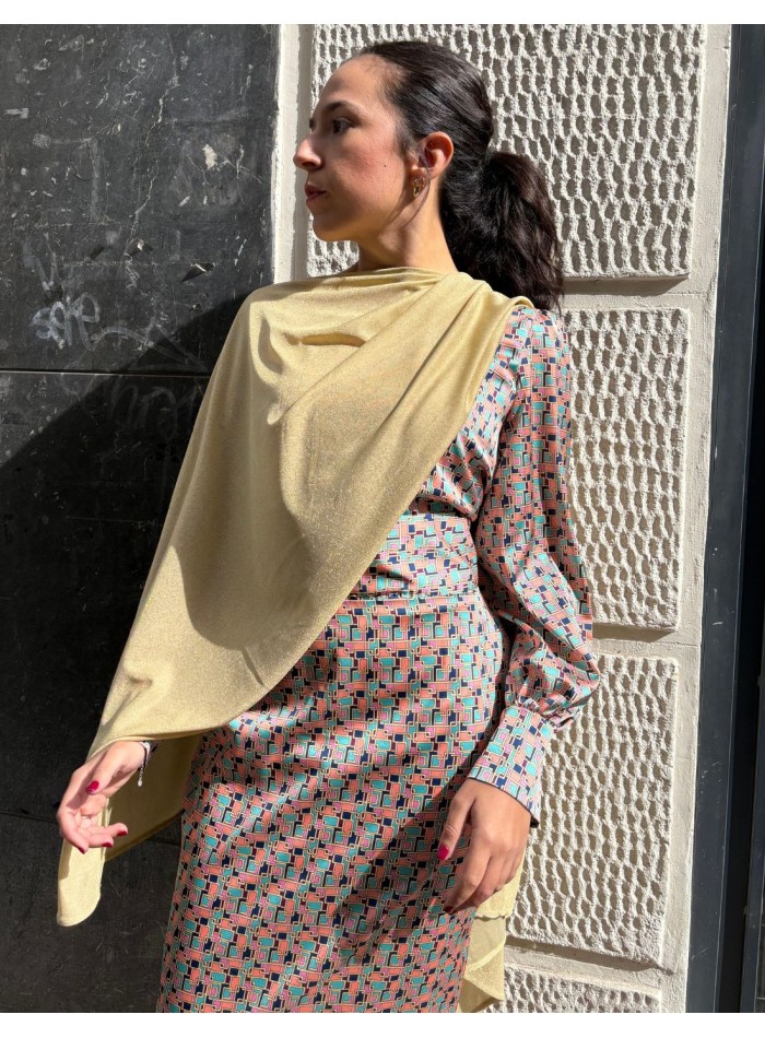 Short gold party cape with glitter