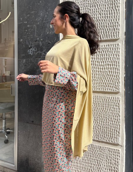 Short gold party cape with glitter