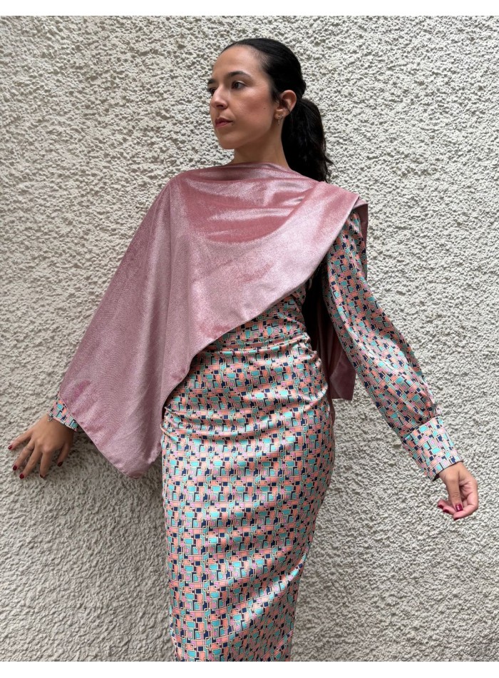 Short pink velvet guest cape with openings