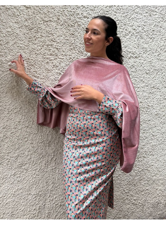 Cape courte d'invité en velours rose avec...