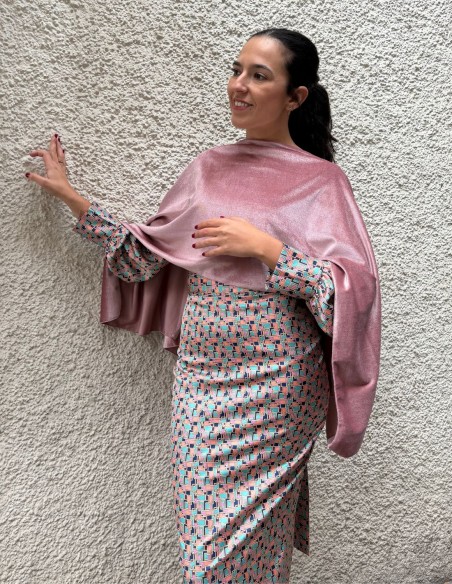 Short pink velvet guest cape with openings