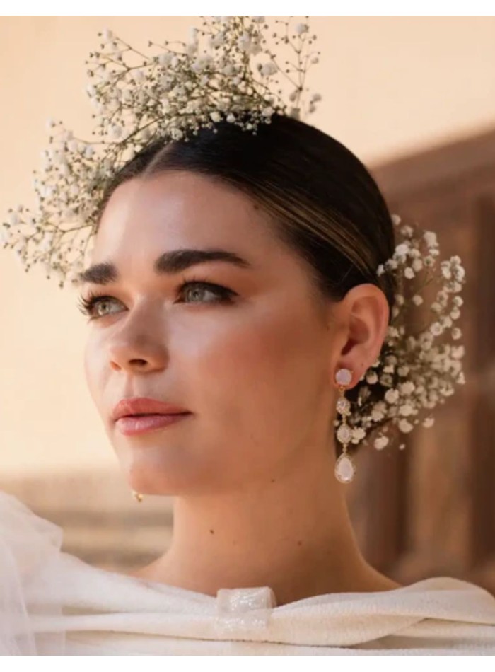 Pendientes de lágrimas con piedras facetadas y circonitas