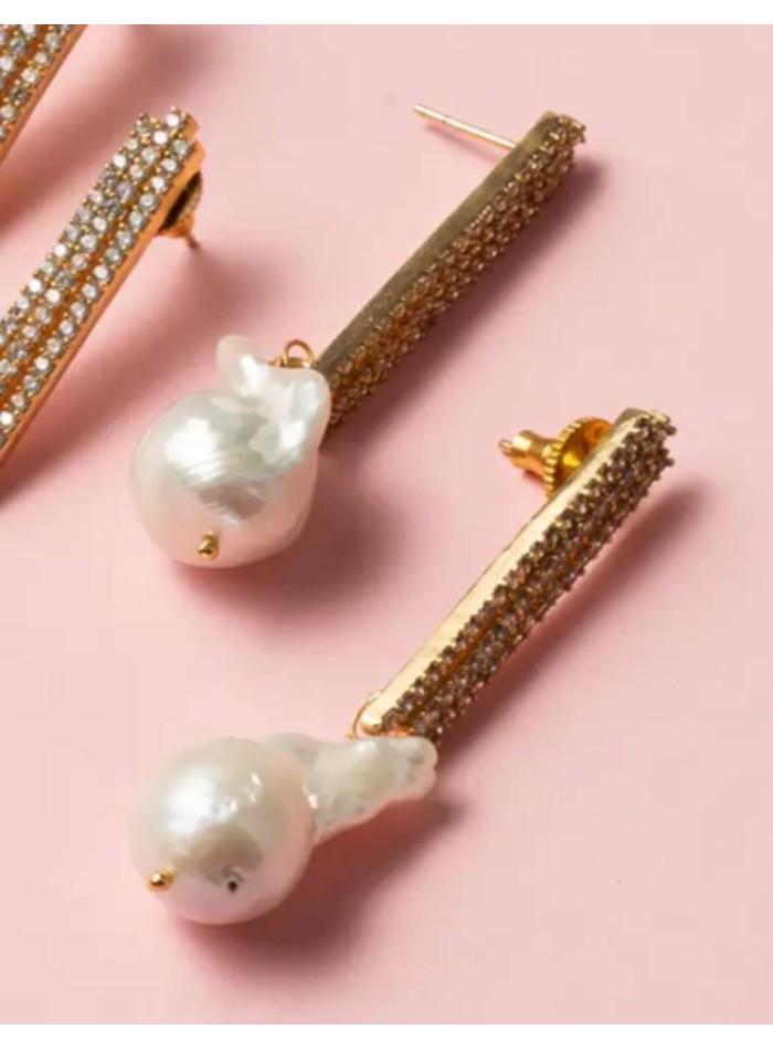 Boucles d'oreilles avec rangées de zircons...