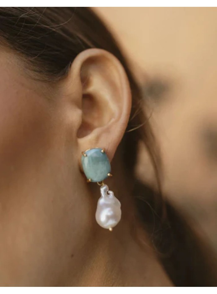 Pendientes con piedra azul turquesa y perla