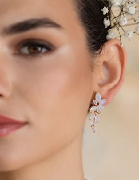 Flower earrings with leaves carved in natural stone