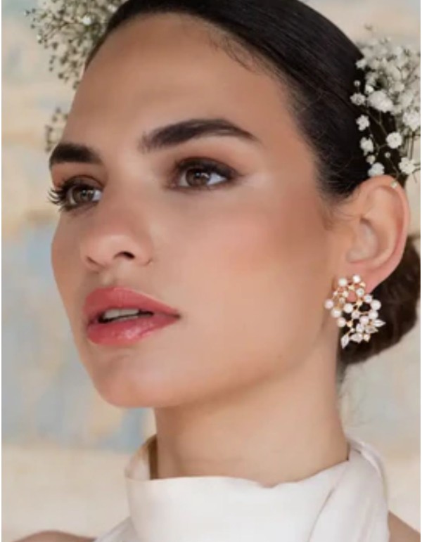 Pearl earrings with zirconia sparkles in the shape of a... 2