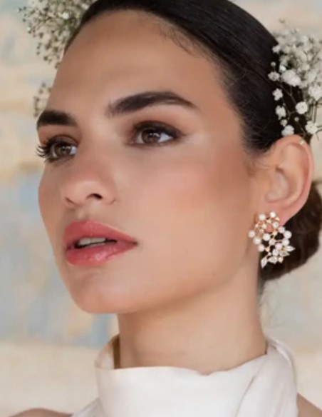 Boucles d'oreilles en perles avec zircon en forme de fleur