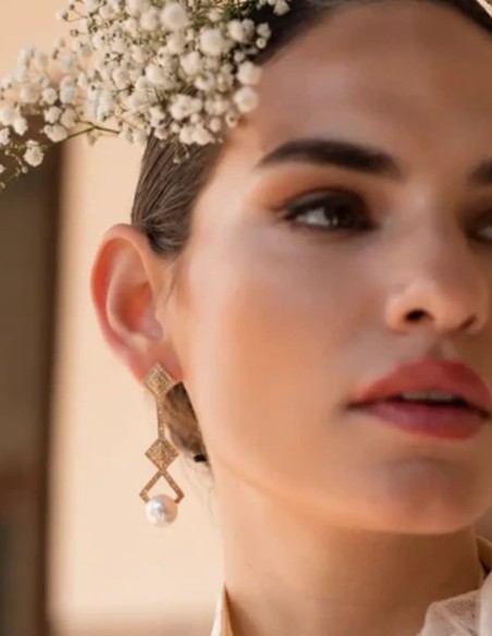 Boucles d'oreilles formes géométriques avec zircon et perles