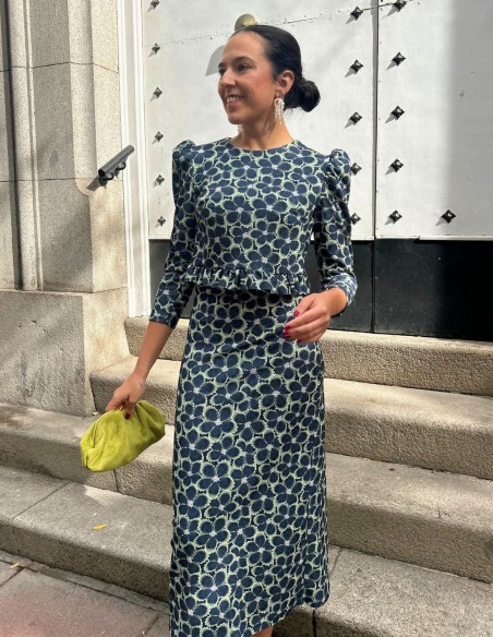 Conjunto de top y falda con estampado de flores azul