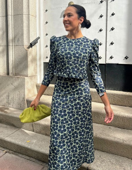 Conjunto de top y falda con estampado de flores azul