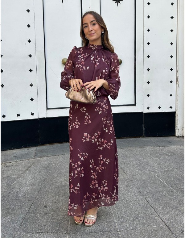 Guest ensemble with brown print and glitter fabric 2