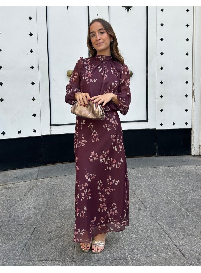 Guest ensemble with brown print and glitter fabric