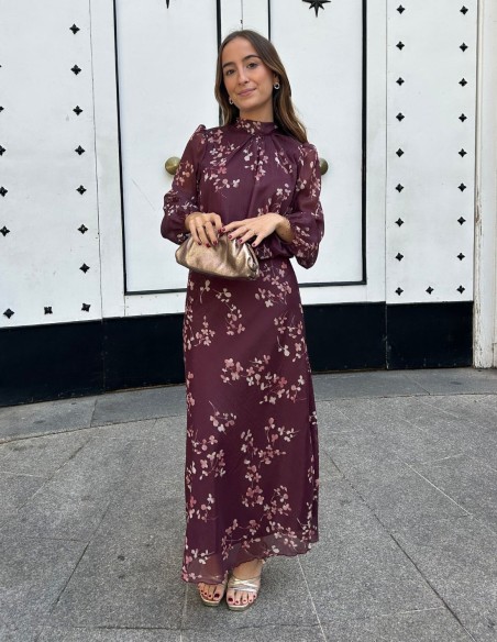 Guest ensemble with brown print and glitter fabric