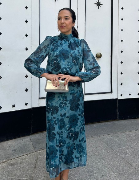 Guest ensemble with blue print and glitter fabric