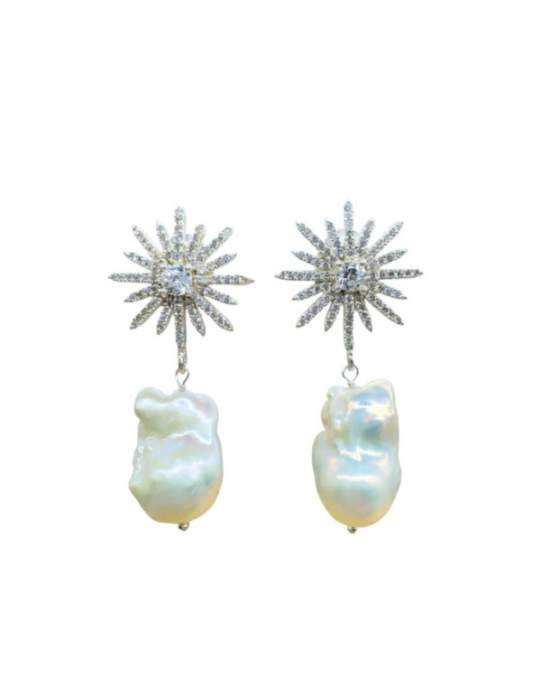 Long silver earrings with star and baroque pearl design