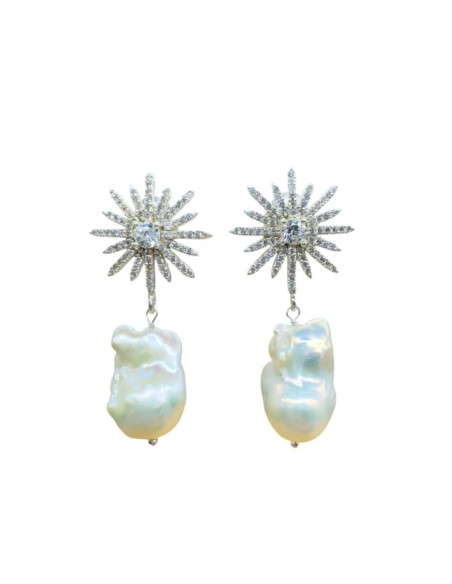 Long silver earrings with star and baroque pearl design