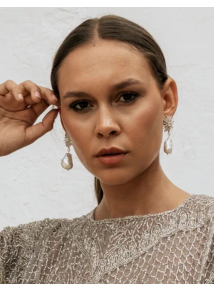 Long silver earrings with star and baroque...