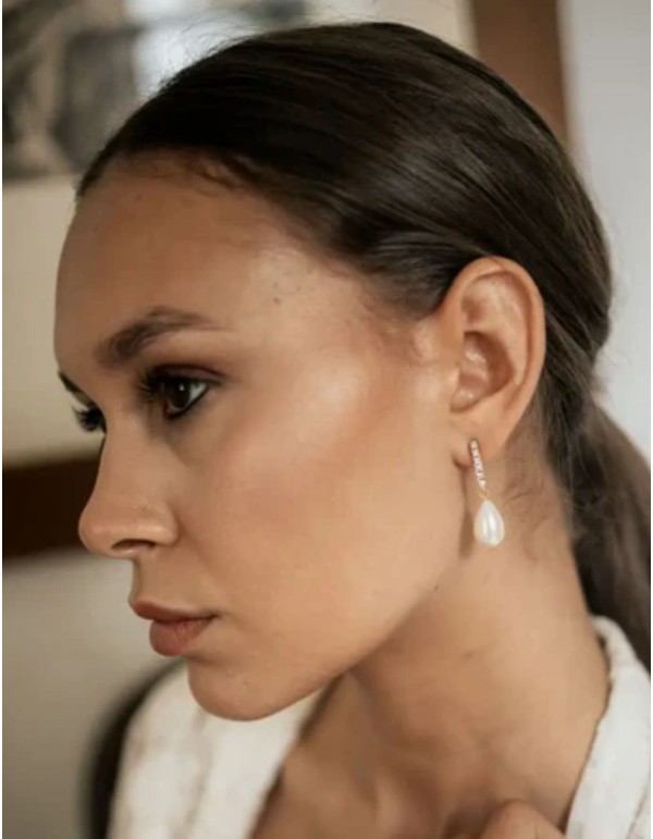 Pendientes largos con hilera de circonitas y perla 2