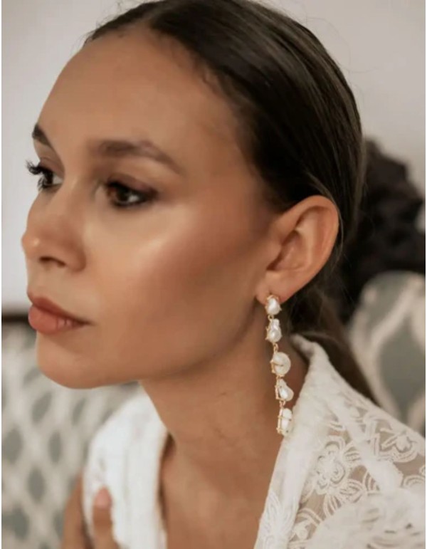 Baroque pearl cascade design earrings 2