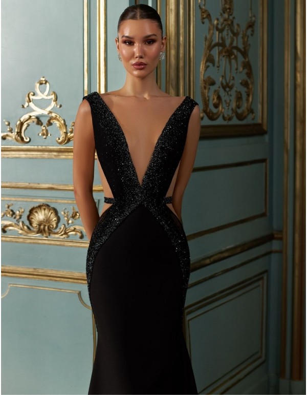 Robe de soirée ajustée en satin stretch avec broderie perlée 2