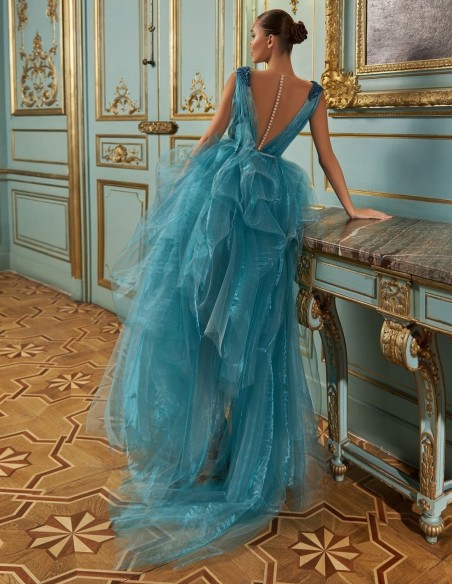 Robe de soirée en organza turquoise avec broderie perlée