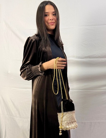 Brown velvet bonbonniere with pearls and golden details