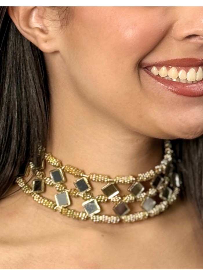 Double wide choker with mirrors