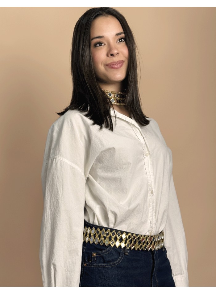 Ceinture dorée avec cristaux en forme de diamants