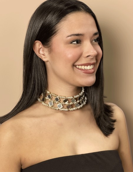 Double wide choker with mirrors