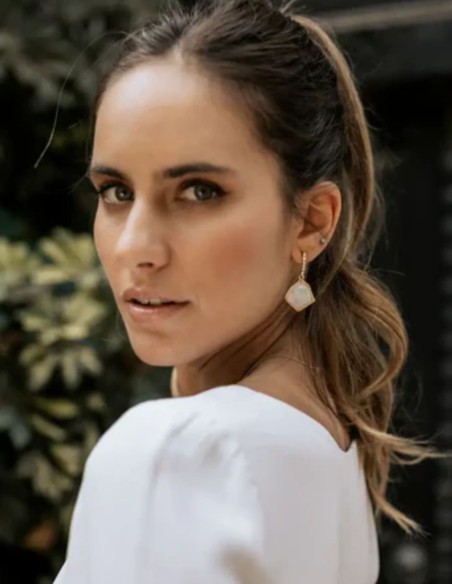 Pendientes con piedra central rodeada de circonitas