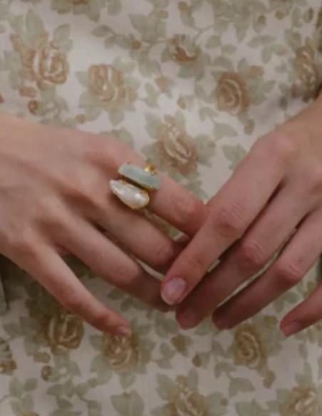 Gold ring with baroque pearls and natural aquamarine stone