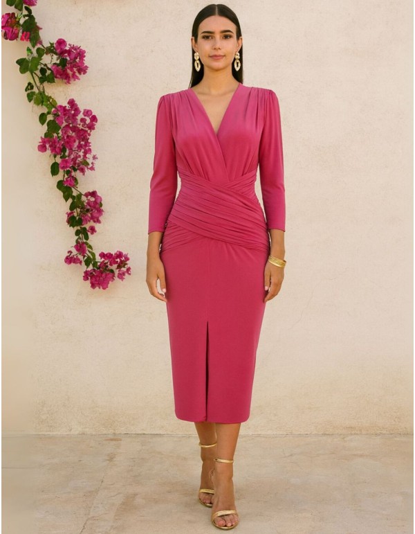 Robe midi en maille avec encolure croisée