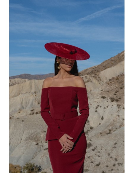 Two-piece set with asymmetrical top and straight skirt