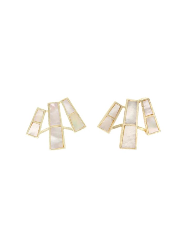 Boucles d'oreilles avec trois pierres de nacre...