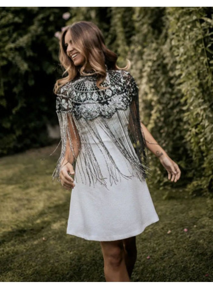 Cape bijou avec broderie de paillettes et...