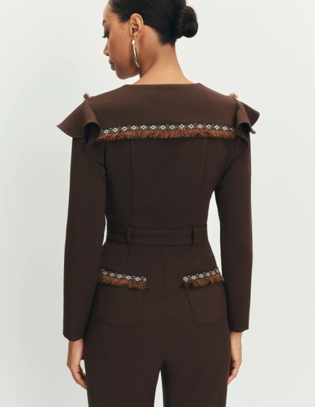 Combinaison ajustée avec bordure frangée et détails frangés