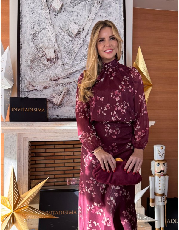 Maroon floral print two-piece ensemble 2