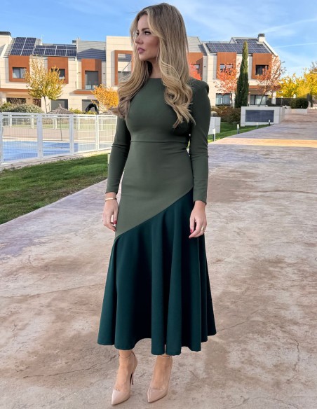 Robe midi bicolore verte avec ourlet à volants