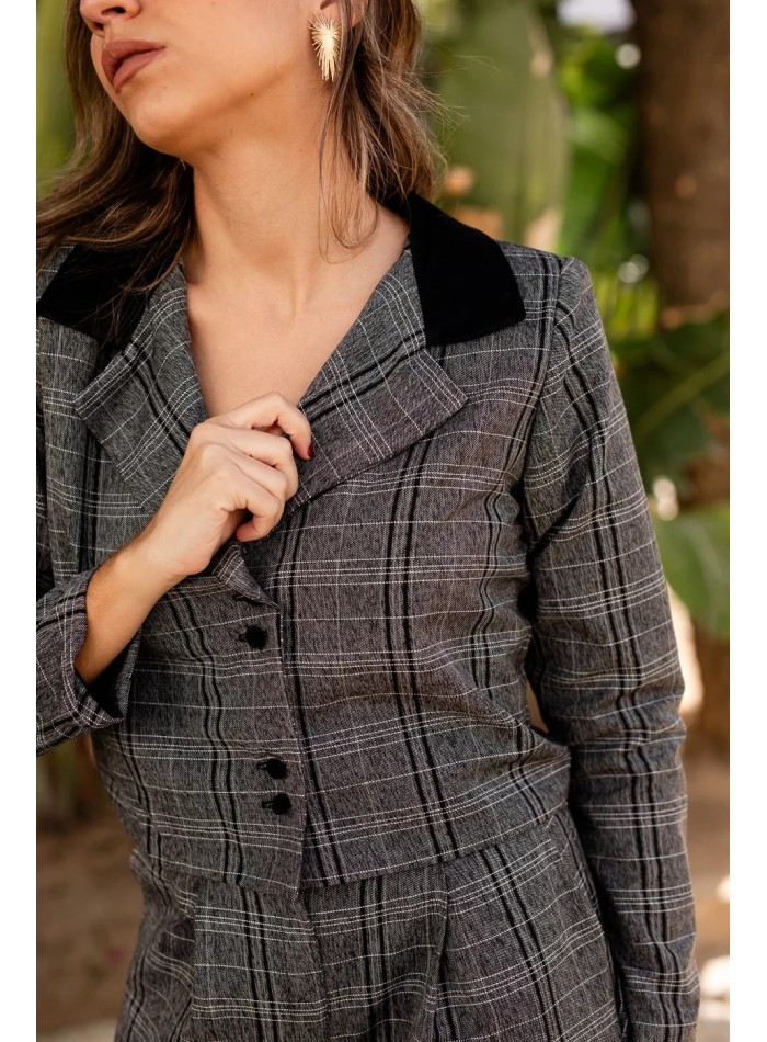 Grey and black checkered guest short jacket