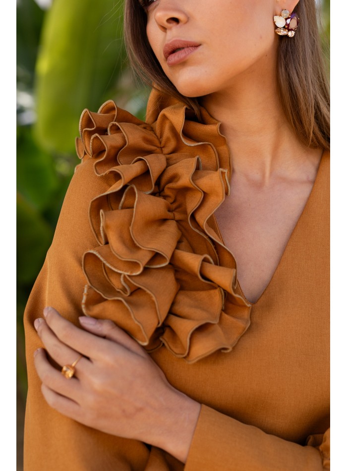 Robe midi à volants et manches longues bouffantes