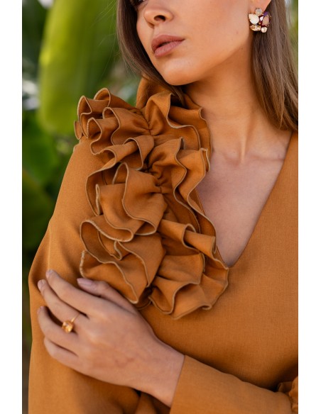 Midi dress with ruffle and long puffed sleeves