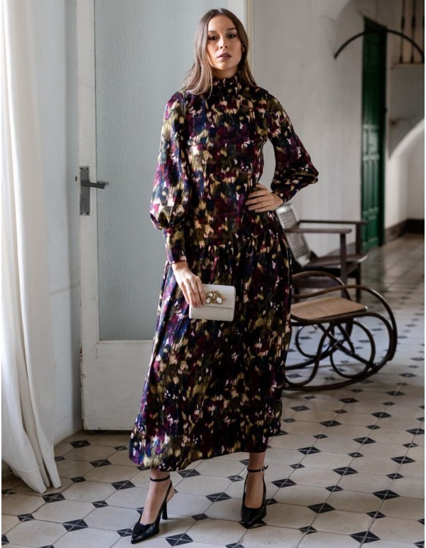 Robe midi imprimée avec hanches basses et manches longues
