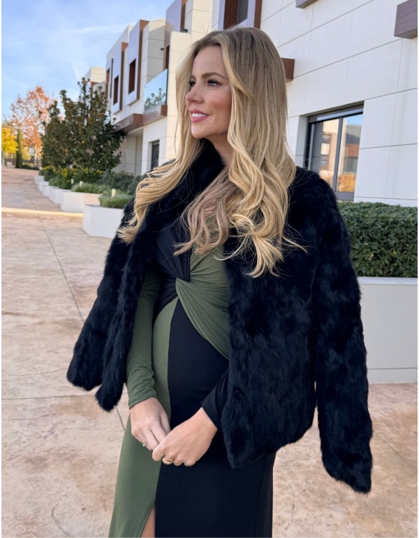 Veste en fourrure de lapin de couleur noire