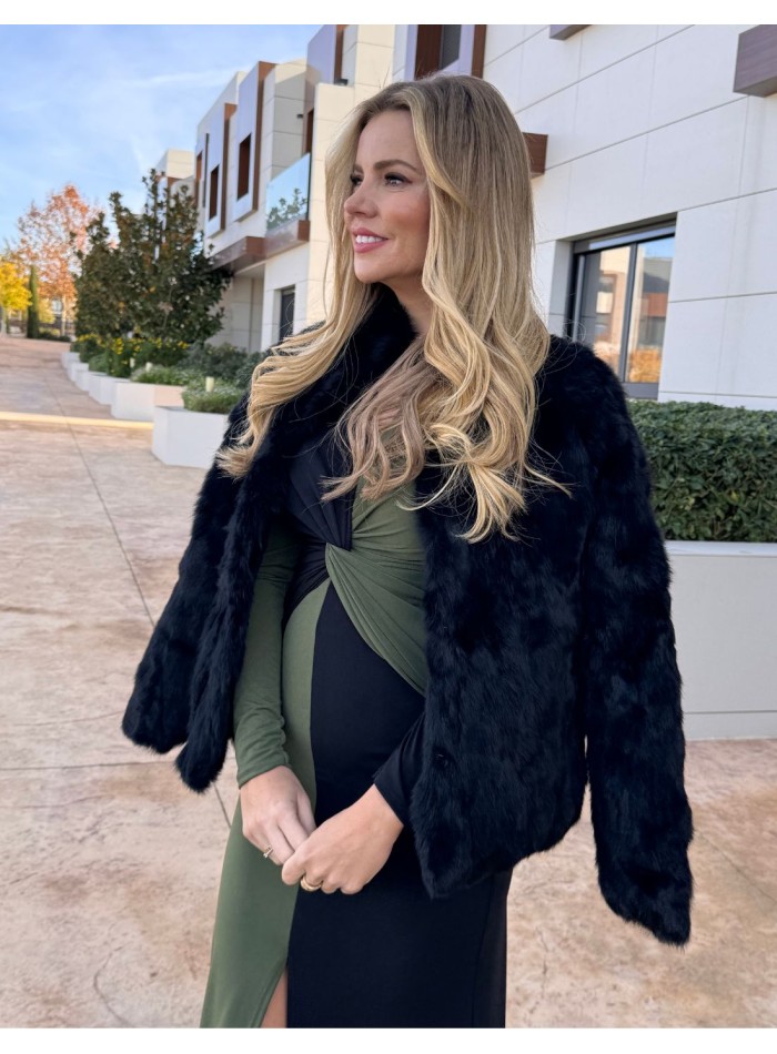 Veste en fourrure de lapin de couleur noire