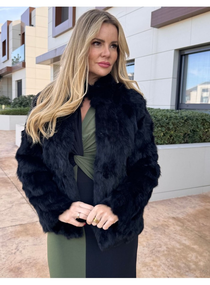 Chaqueta de pelo de conejo en color negro